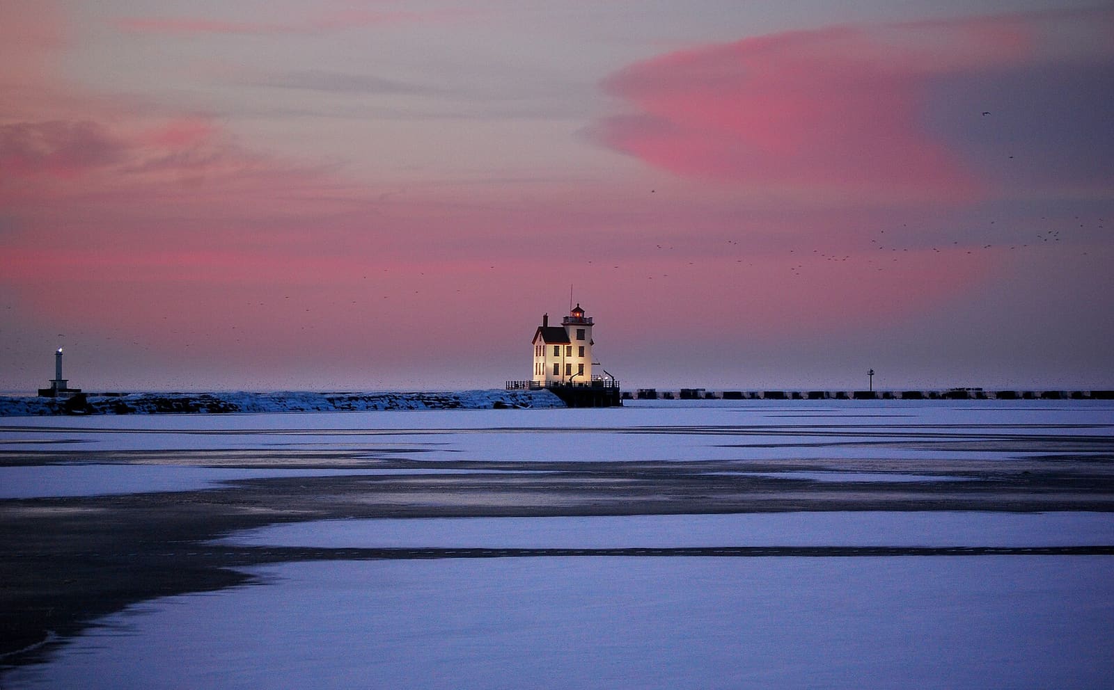Lorain lighthouse at dusk in Lorain, Ohio